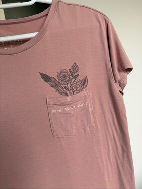Women's Mauve Graphic Tee
